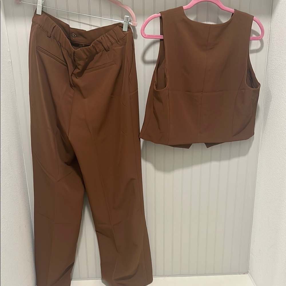 Brown Women's Pants & Vest Set - Picture 3 of 3